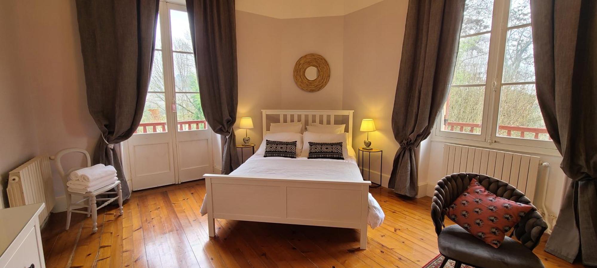 Le Manoir Du Moulin De Madame Bed & Breakfast Villeneuve-sur-Lot Ruang foto
