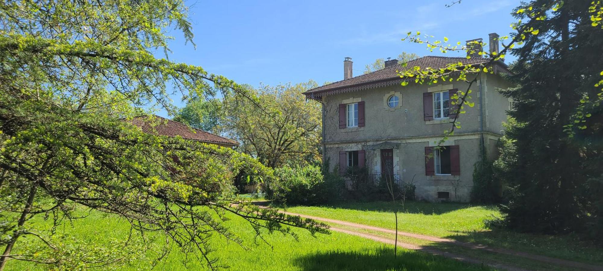 Le Manoir Du Moulin De Madame Bed & Breakfast Villeneuve-sur-Lot Bagian luar foto