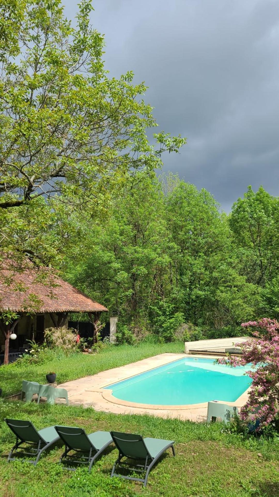 Le Manoir Du Moulin De Madame Bed & Breakfast Villeneuve-sur-Lot Bagian luar foto